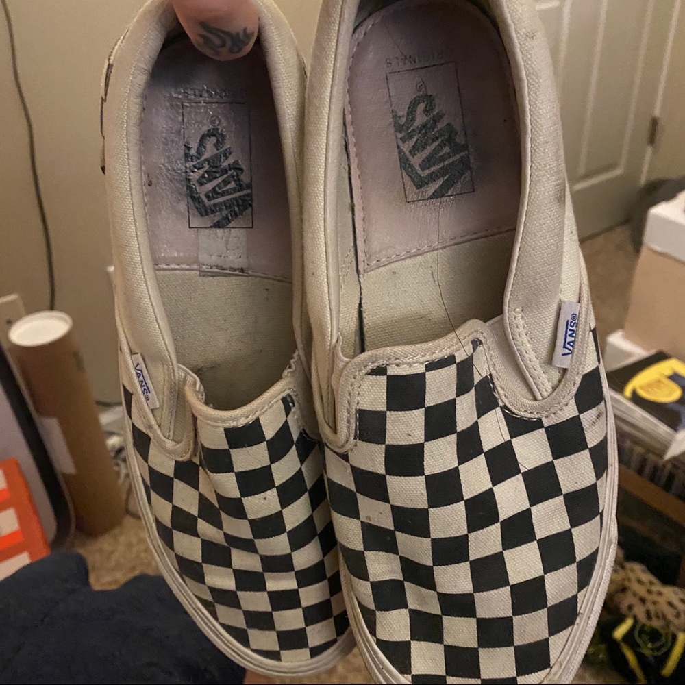 Checkered pro vans